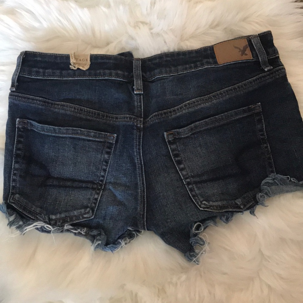 American Eagle High Rise Shorts - Picture 2 of 2